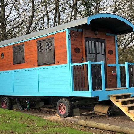 Le Domaine Des Droles De Dames Guest House Buding Екстериор снимка